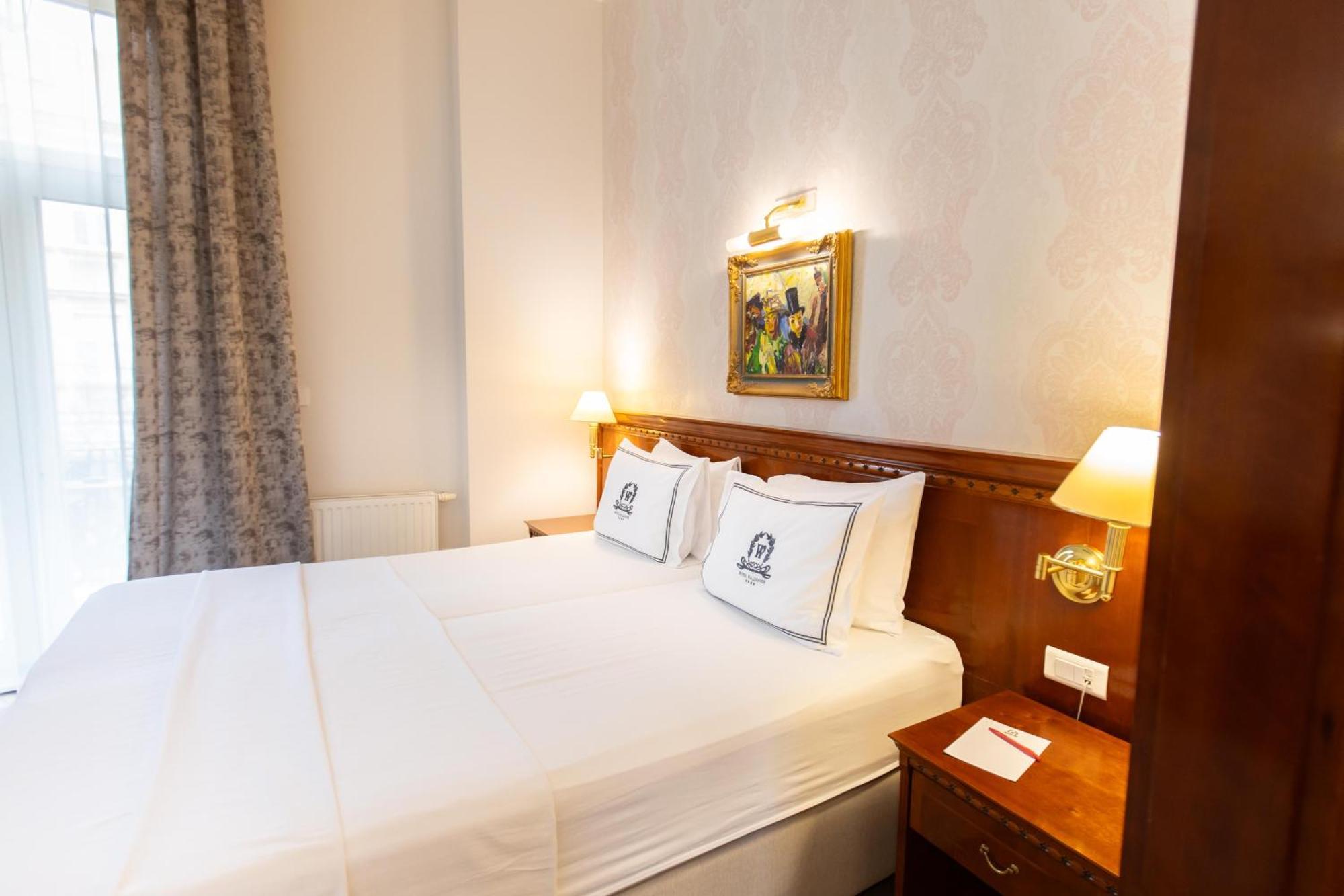 Hotel Waldinger Osijek Bagian luar foto