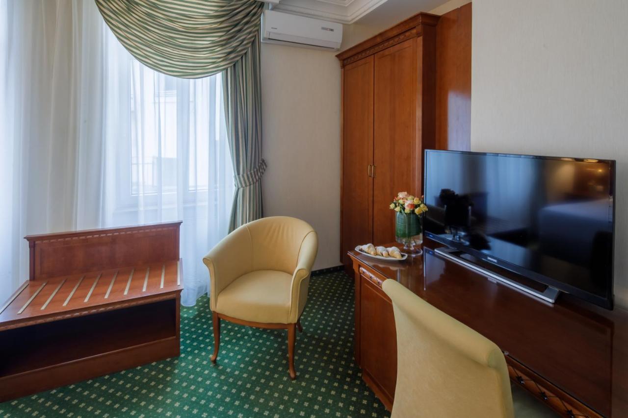 Hotel Waldinger Osijek Bagian luar foto
